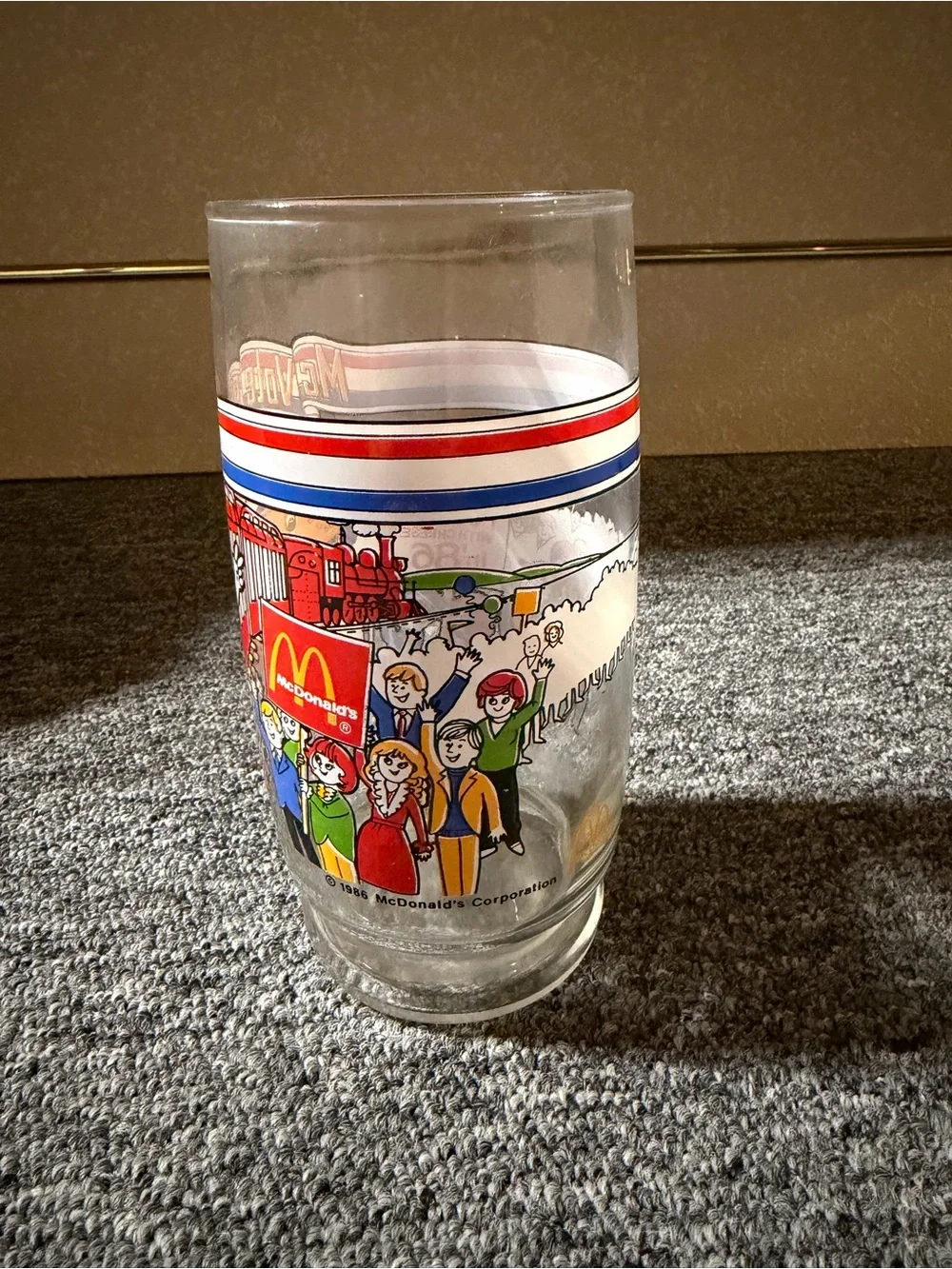Vintage McVote '86 Promotional Burger Glass - Red white and blue